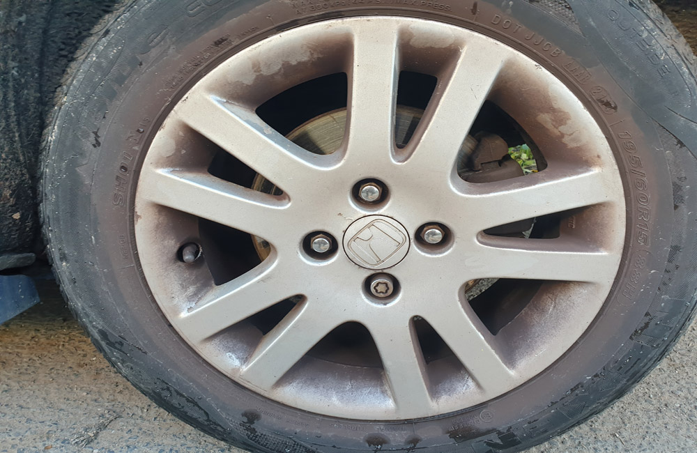 Honda Civic Executive I-Vtec Alloy wheels